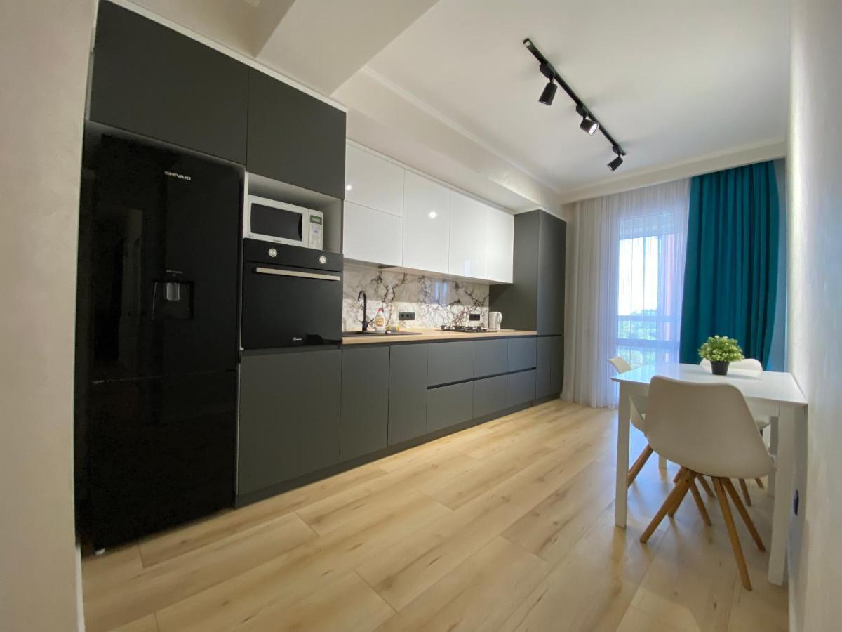 Apartament Lux Chişinău Esterno foto